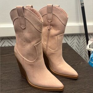 Forever 21 Blush Suede Heeled Boots